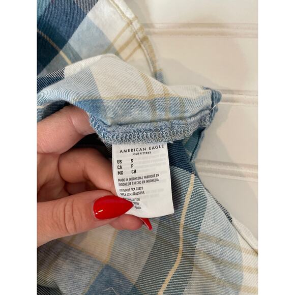NWOT American Eagle Mix Denim Plaid Contrast Button Shirt Blue & Cream Size S - Picture 9 of 9